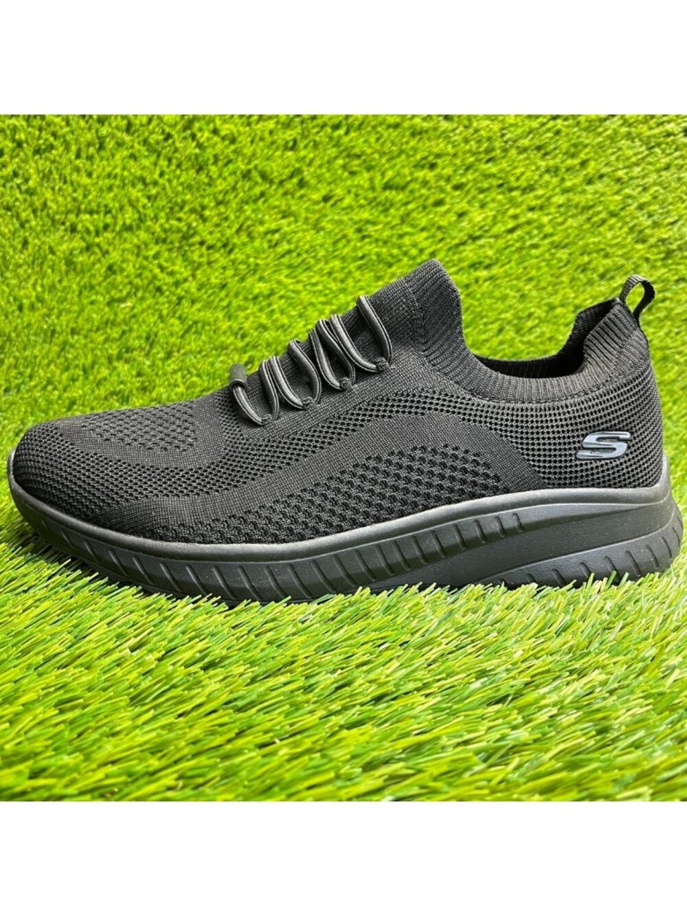 Skechers BOBS Sport Squad Chaos SR Womens Size 7 Black Athletic Shoes Sneakers - Picture 3 of 10